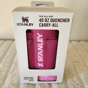 The All Day 40 OZ Quencher Carry-All Fuchsia